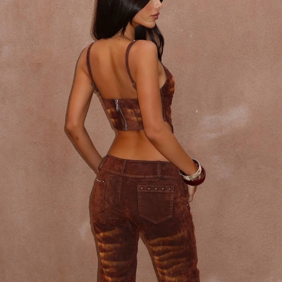 Outcast Pyra set - Picture 2 of 5